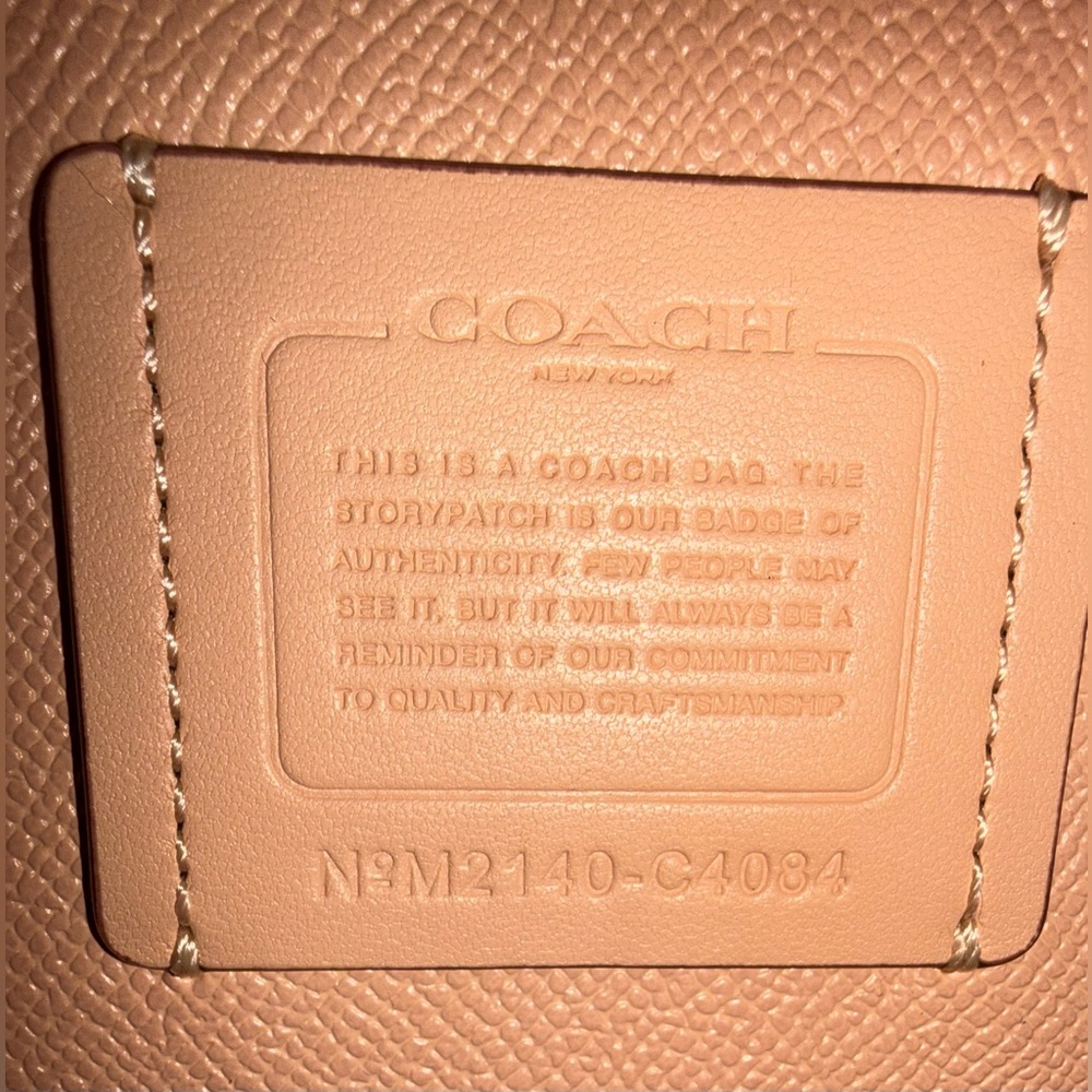 Coach Mollie 25 Tote Bag. EUC - Picture 15 of 16